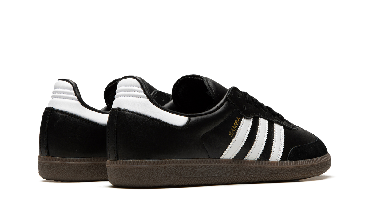 Samba ADV "Black / White" GW3159