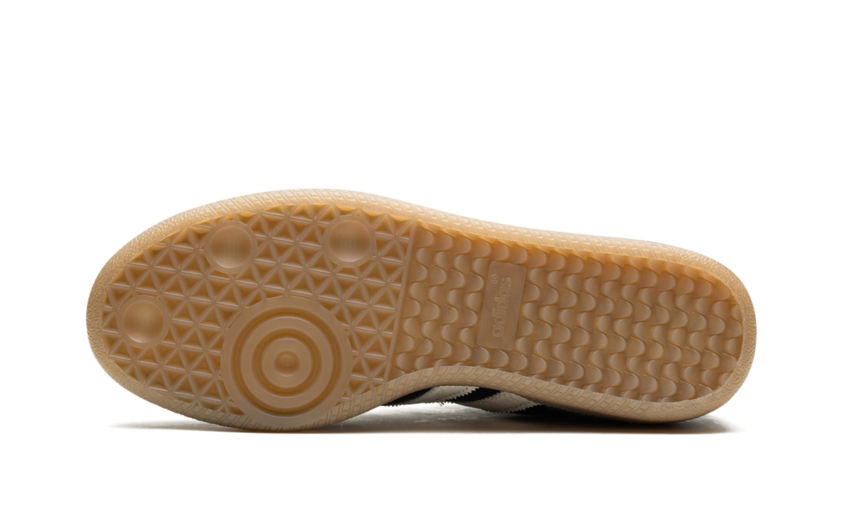 Samba JP "Sneakersnstuff" IE6242